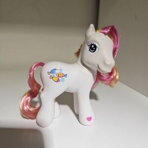 MLP My Little Pony SUMMER SHORES BUTTERFLY ISLAND